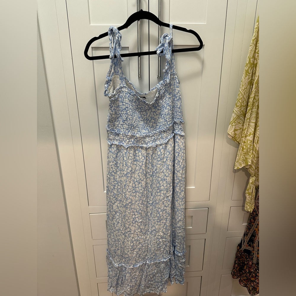 Lost + Wander Light Blue Floral Midi Dress